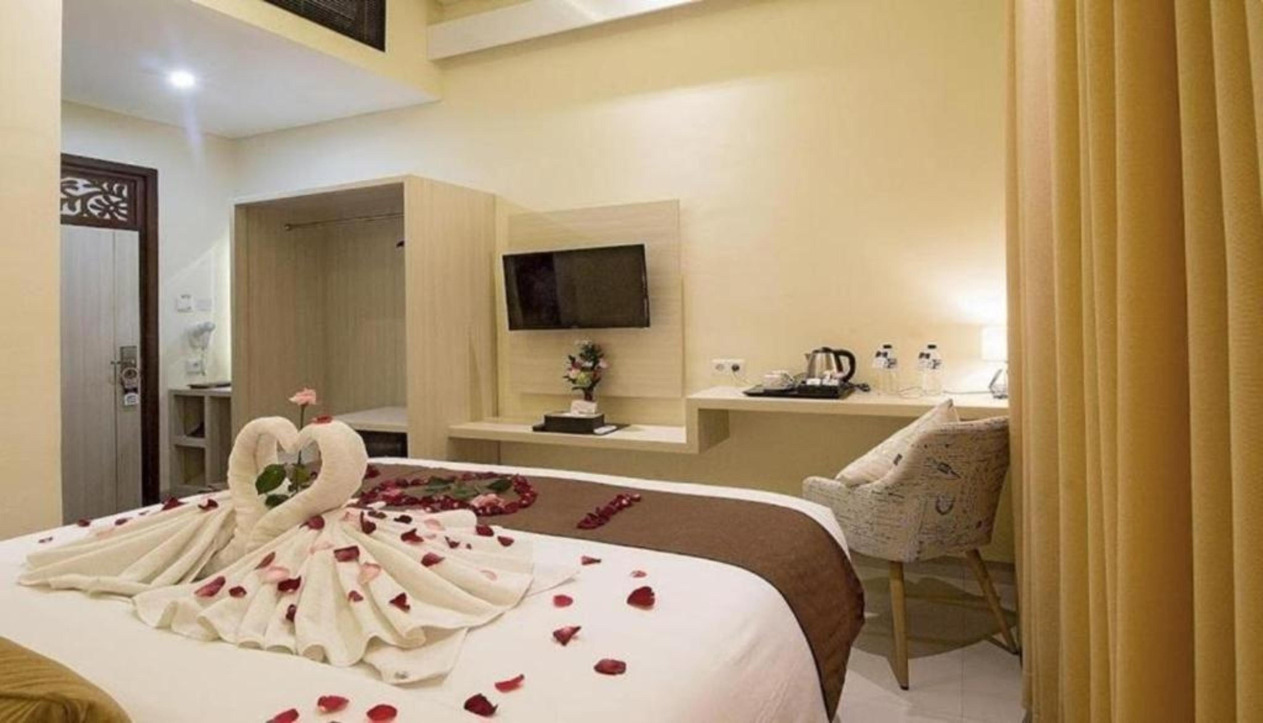 Hotel The Xotic Jimbaran Esterno foto